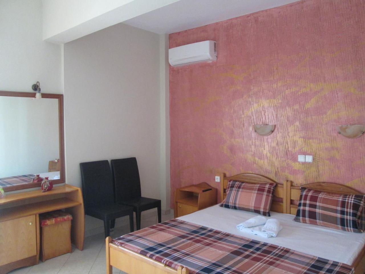 Apartment Studios Panagiota Potos