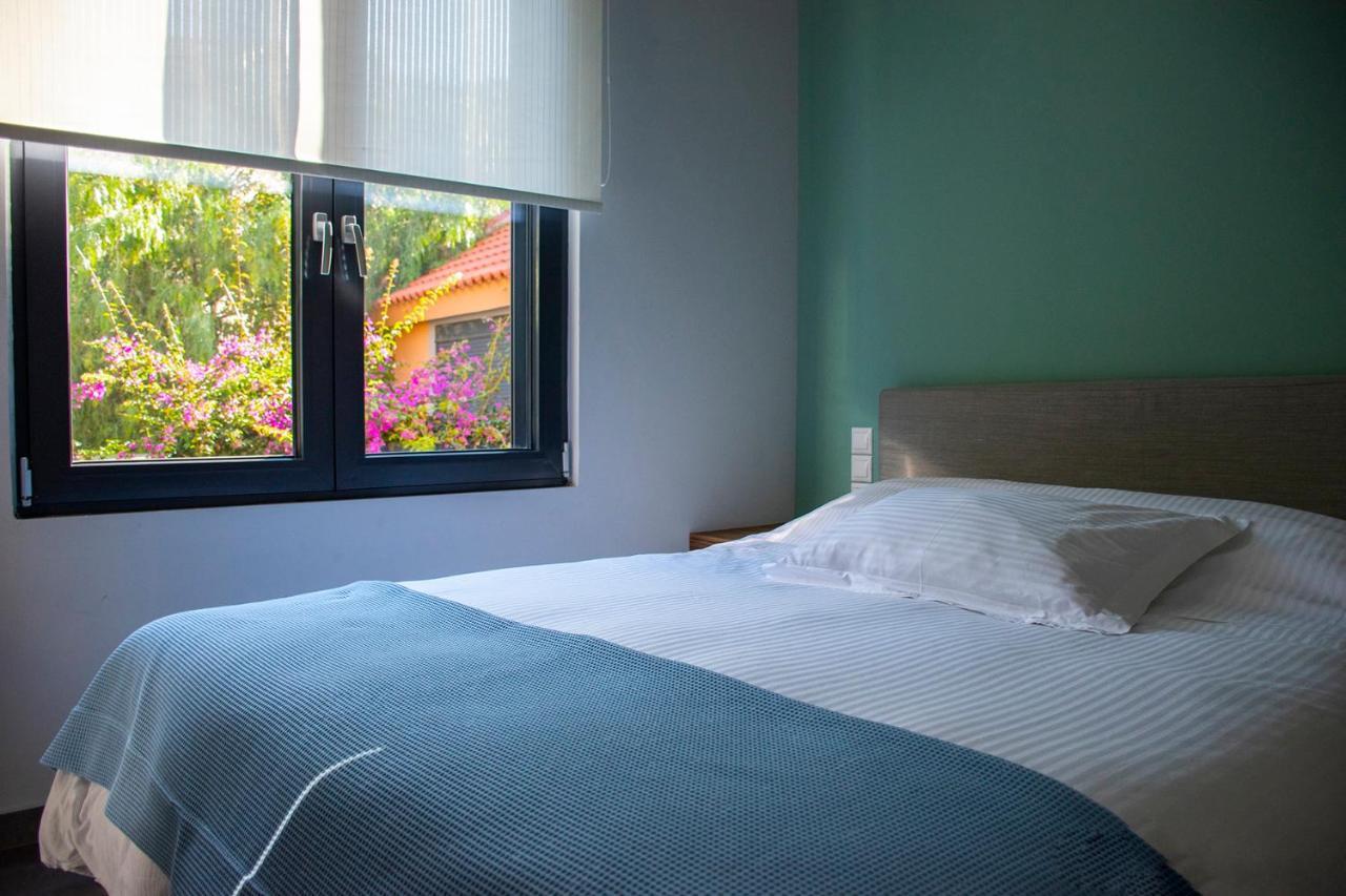 Alissachni Luxury Aparthotel Derveni
