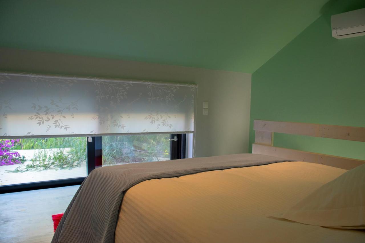 Alissachni Luxury Aparthotel Derveni