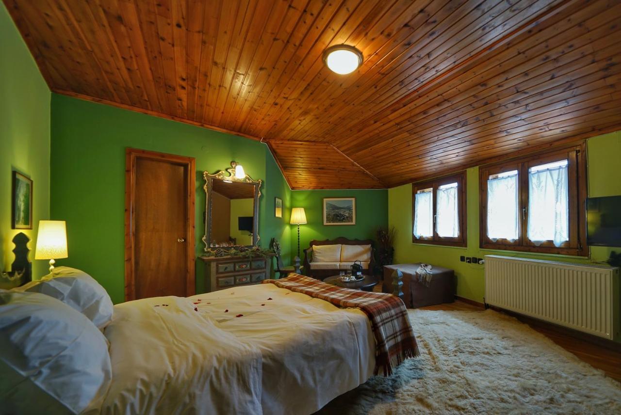 To Balkoni Tis Agorianis Hotel 2*