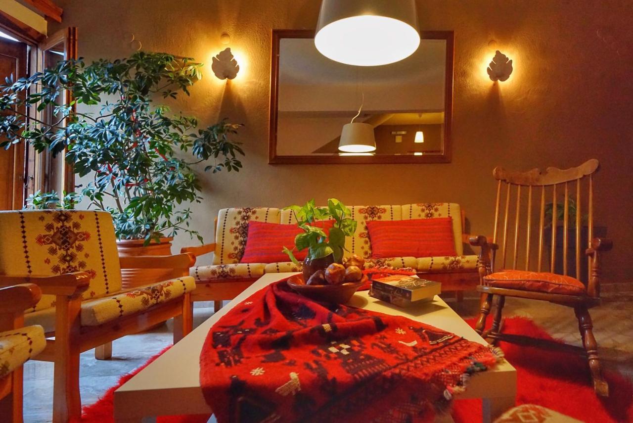 Hotel To Balkoni Tis Agorianis Eptalofos