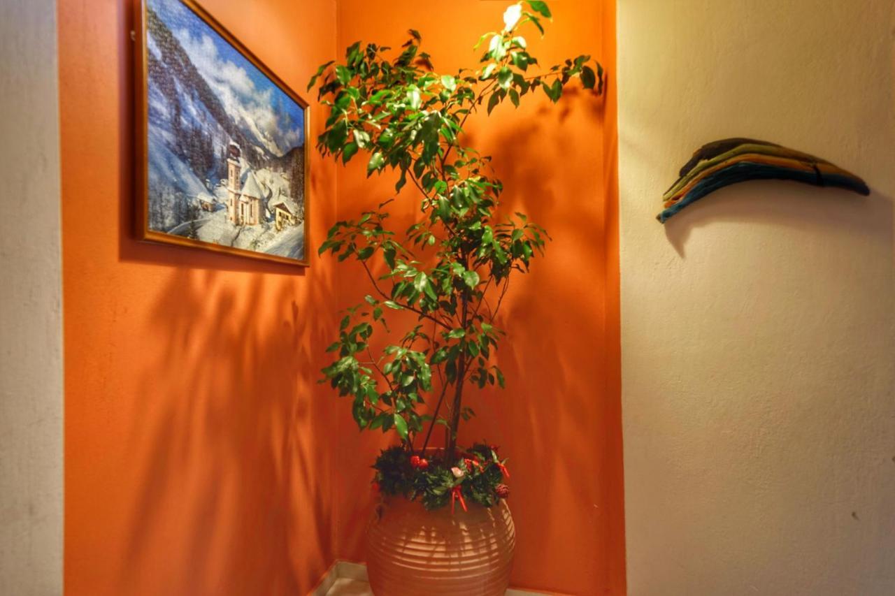 Hotel To Balkoni Tis Agorianis