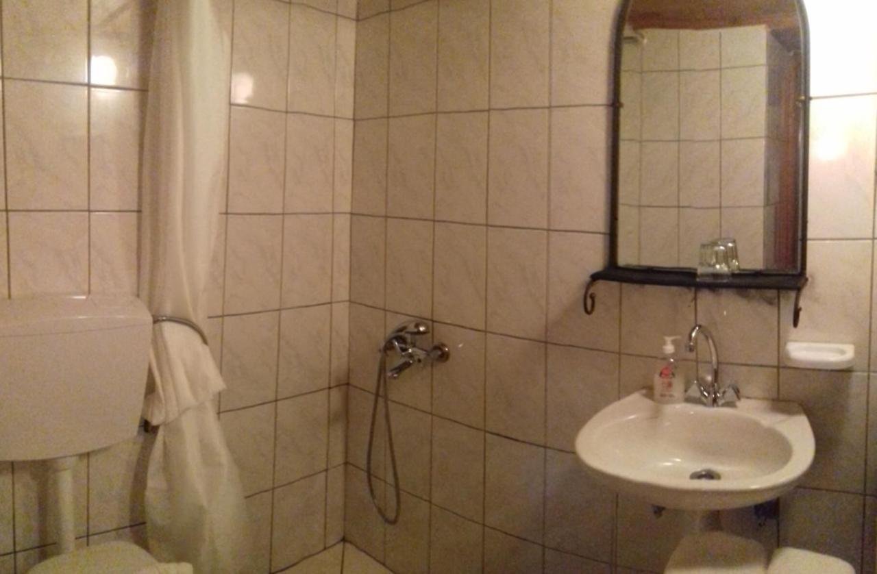 Traditional Karaouli Guest house