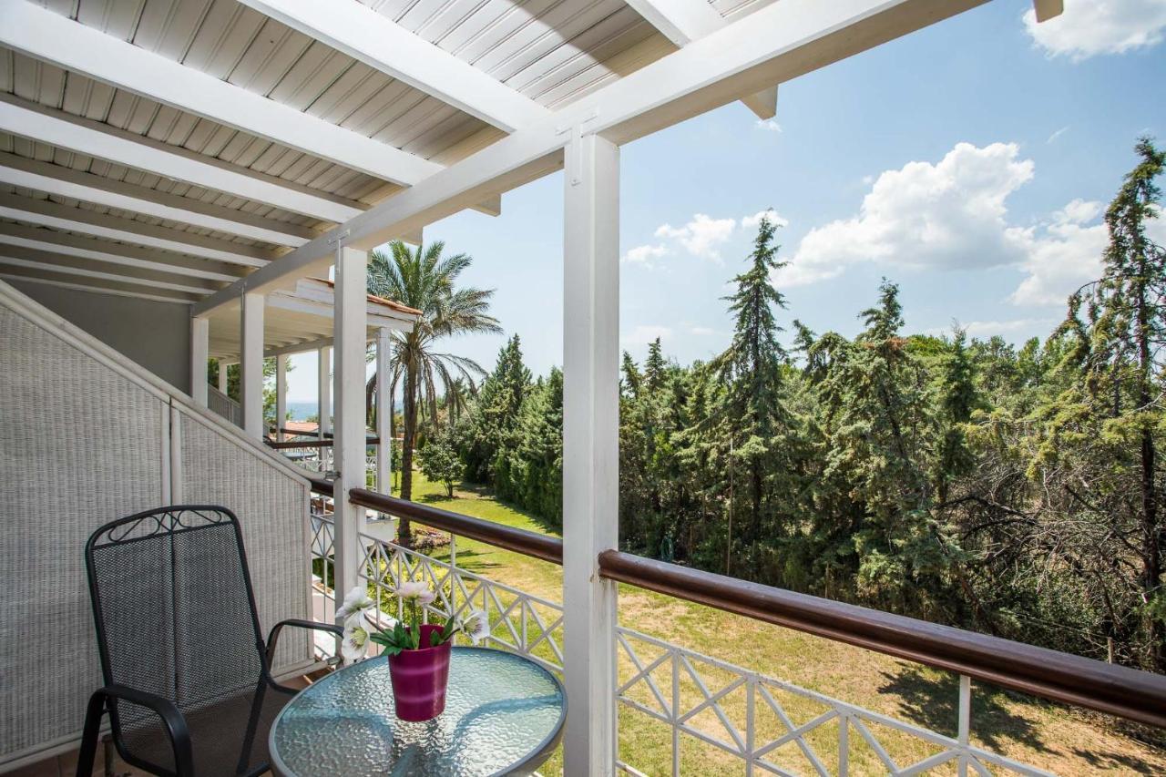 Coral Blue Hotel 3*