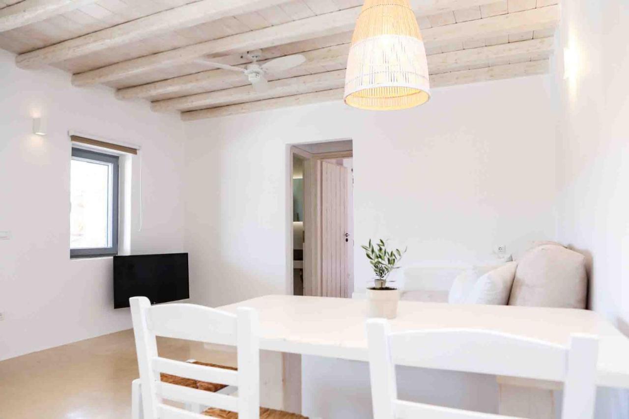 Vlia Mar Myconian Residences Apartment Kalafatis