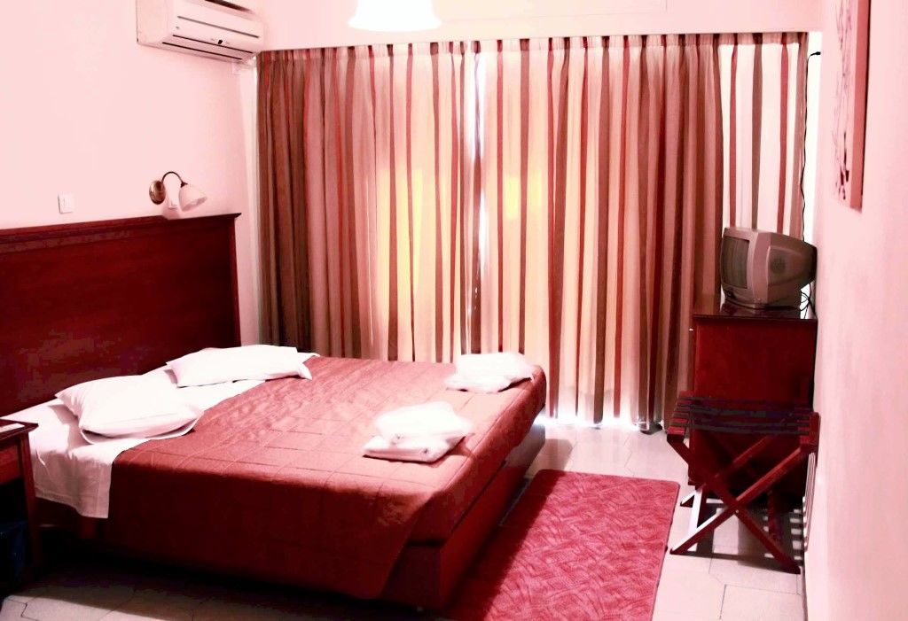 Apollo Hotel 3*