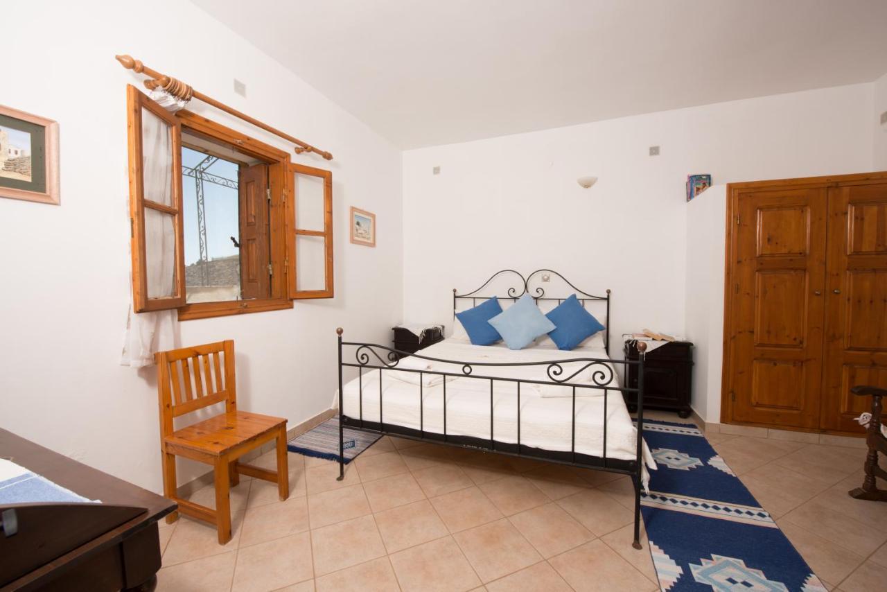 Hermes Apartment
