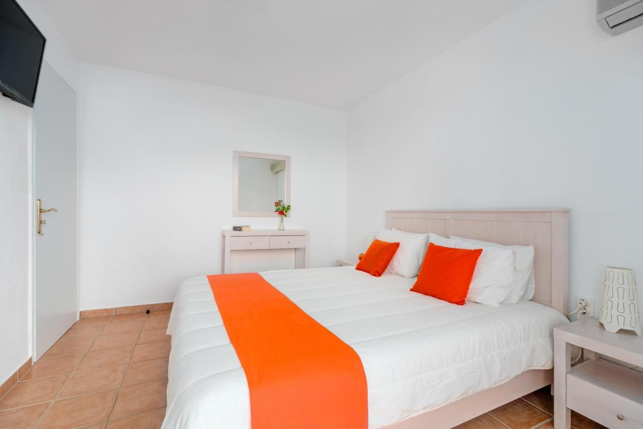 Aparthotel Sofia Agios Petros (Andros)