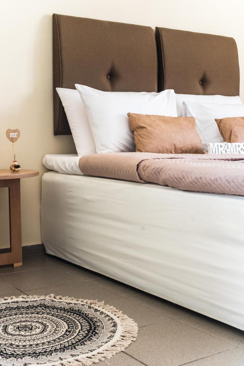 Mirage Apartment *