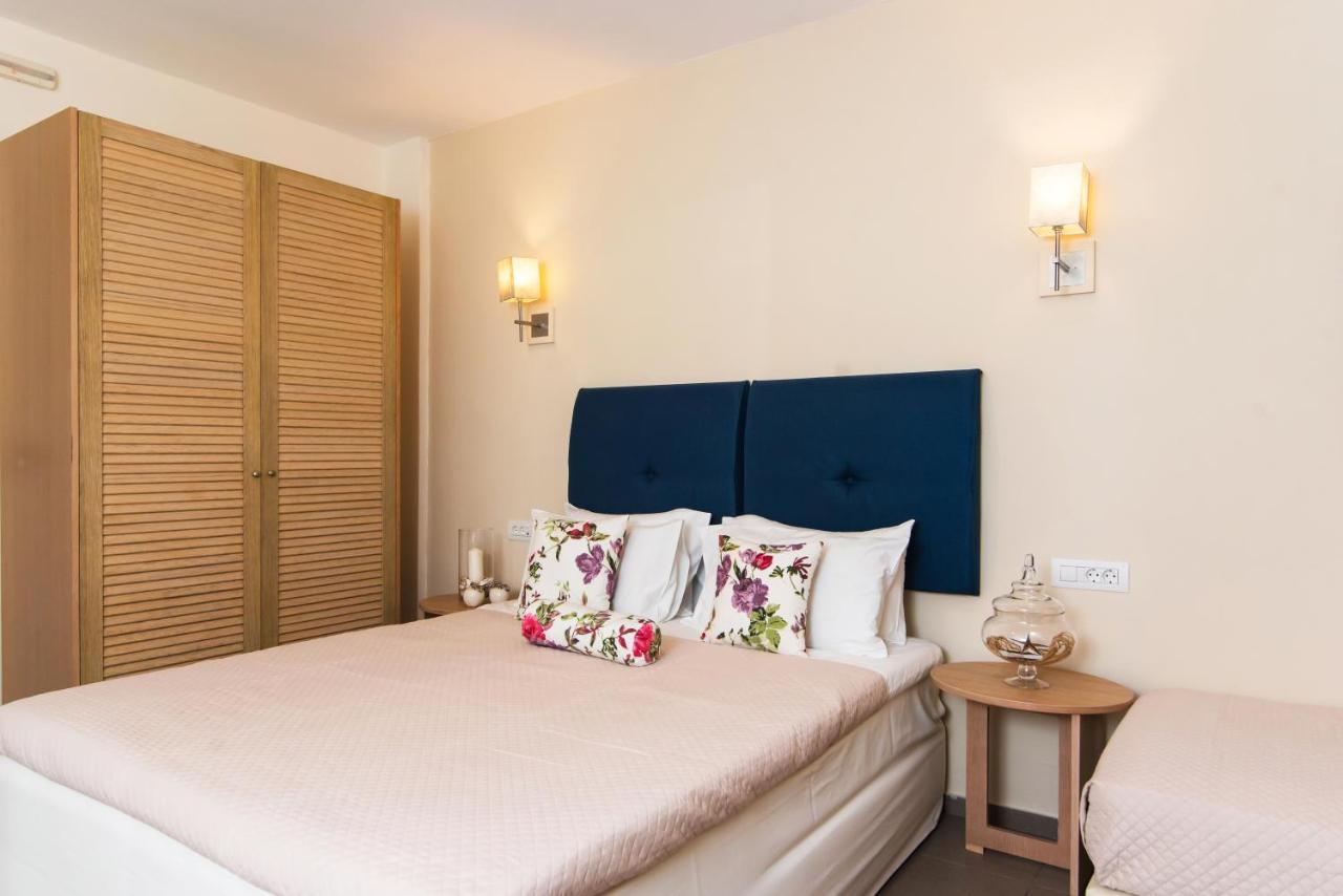 Mirage Apartment