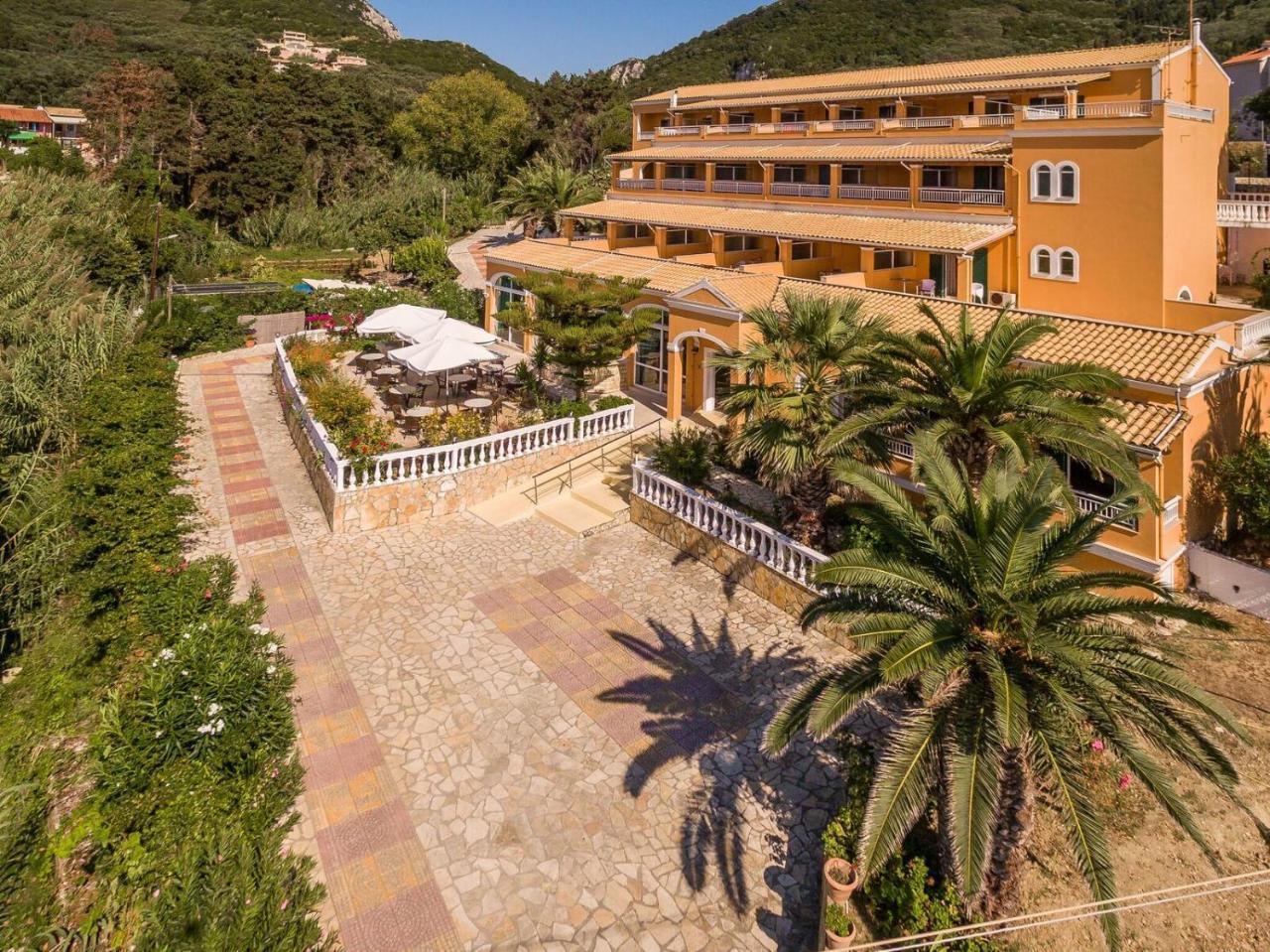Apartment Paramonas