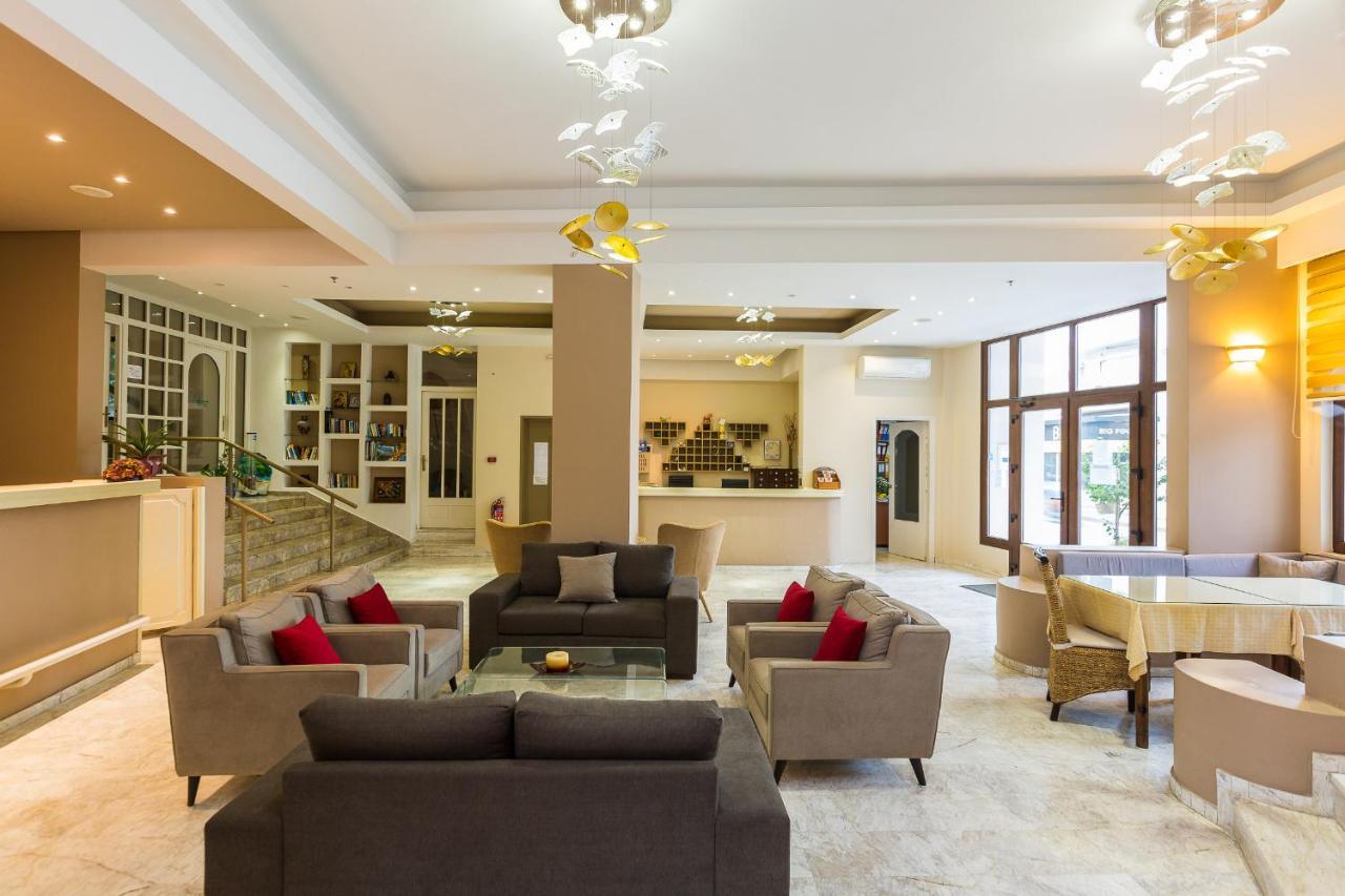 Aparthotel Eltina 2*