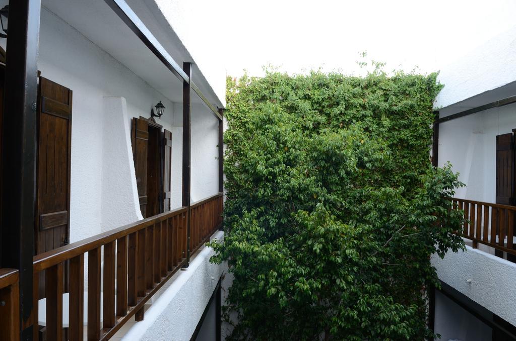 Hotel Melpo 2*