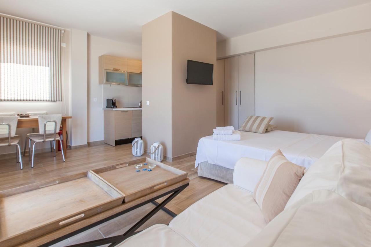 Alivia Lefkas Luxury Villa Apolpaina