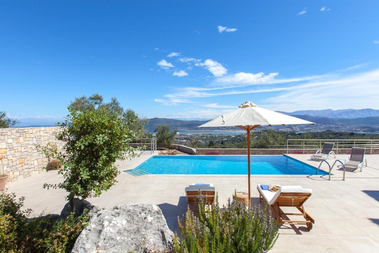 Villa Alivia Lefkas Luxury Apolpaina
