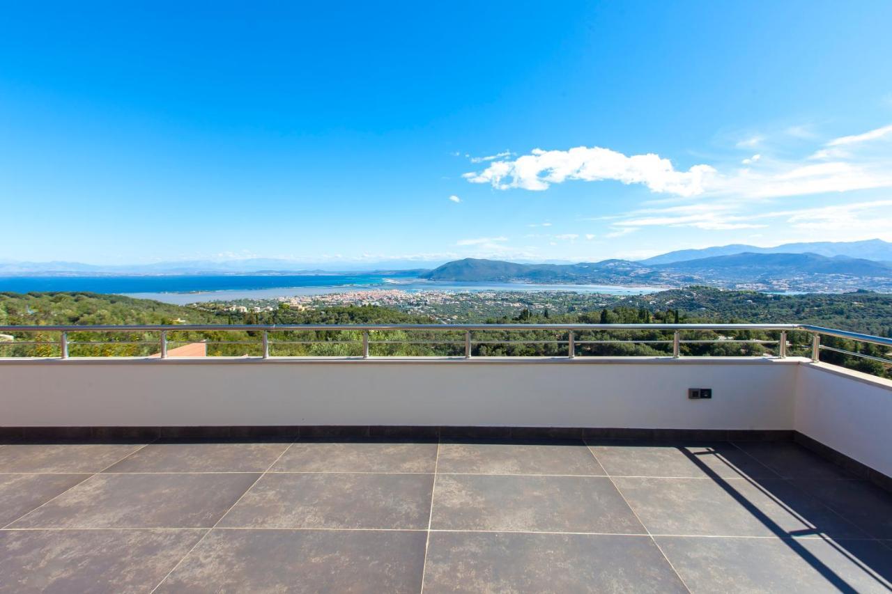 Alivia Lefkas Luxury *