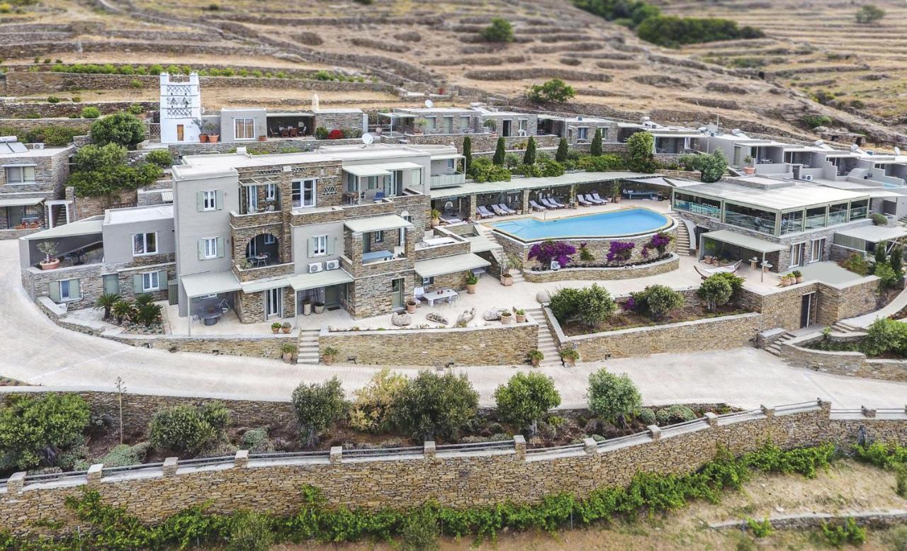 Hotel Aeolis 4*