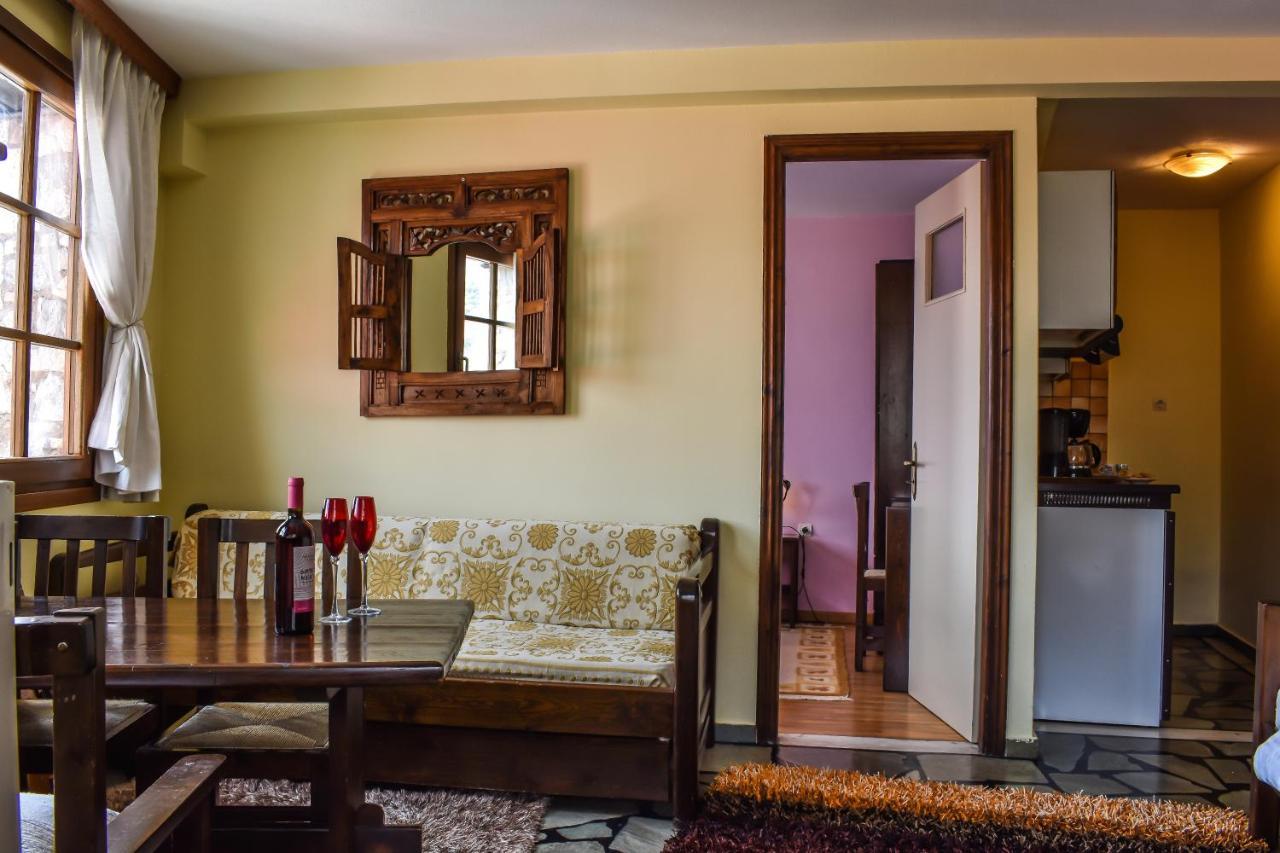 Dio Studios Arachova