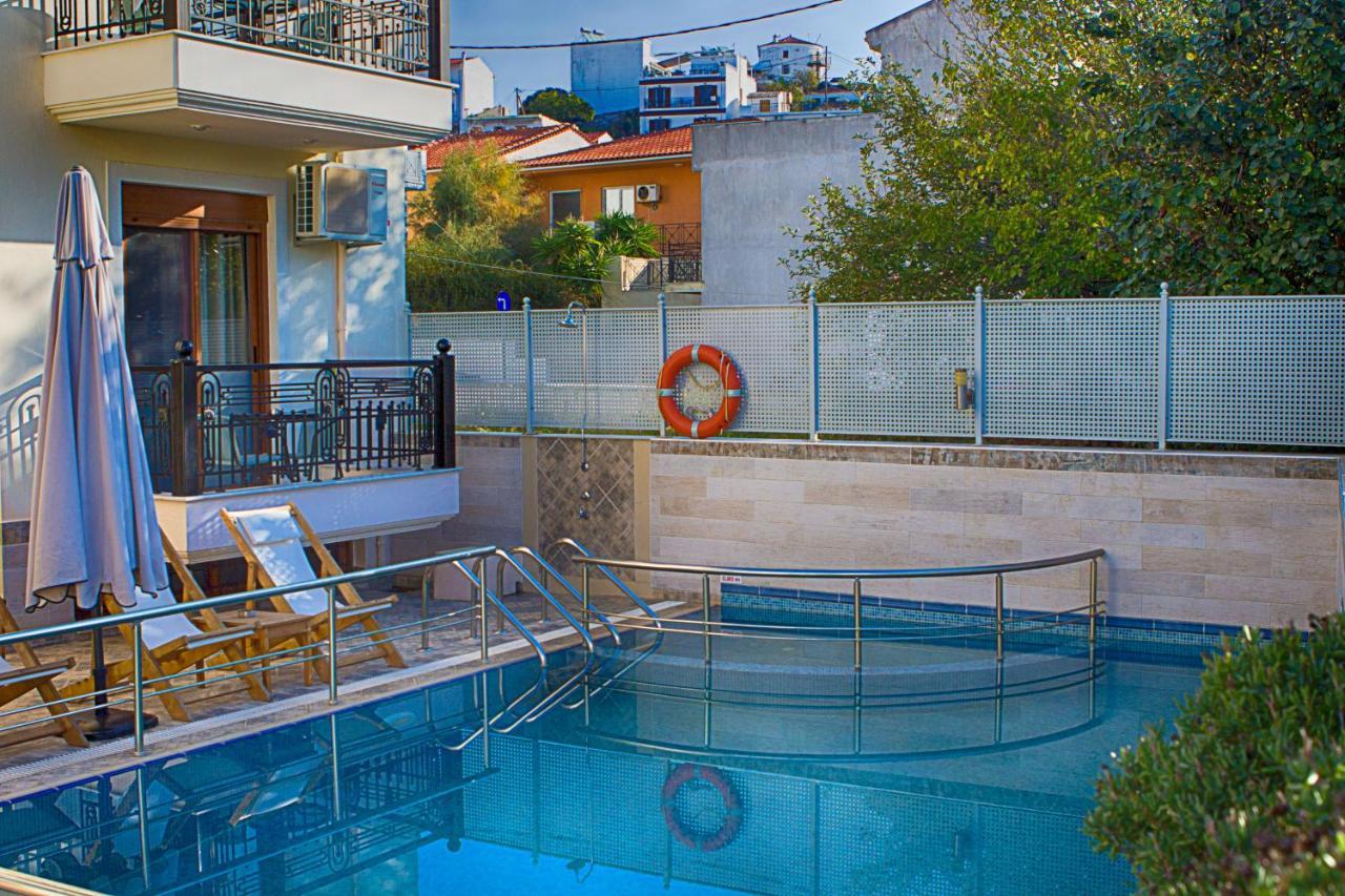 Anthena Aparthotel 4*