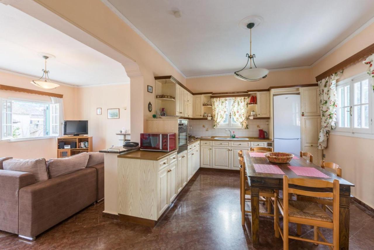 Lavranos House Villa Agios Stefanos (Thinali)