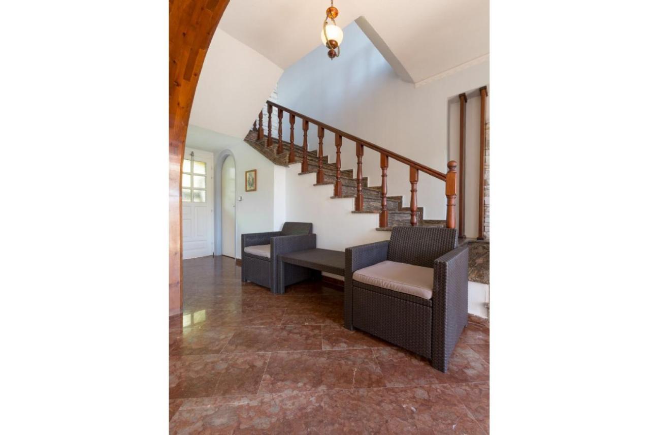 Villa Lavranos House Agios Stefanos (Thinali)