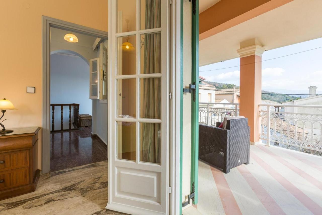Villa Lavranos House *