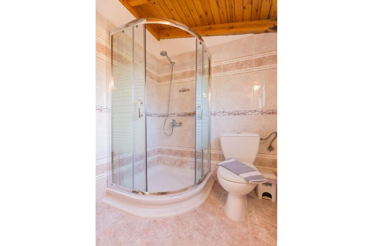 Villa Lavranos House Agios Stefanos (Thinali)