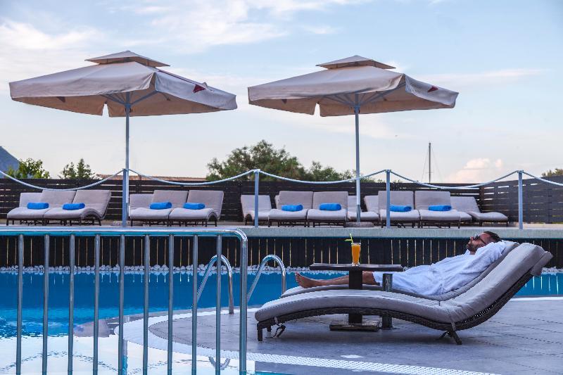 Armonia 3* Nydri (Lefkada)