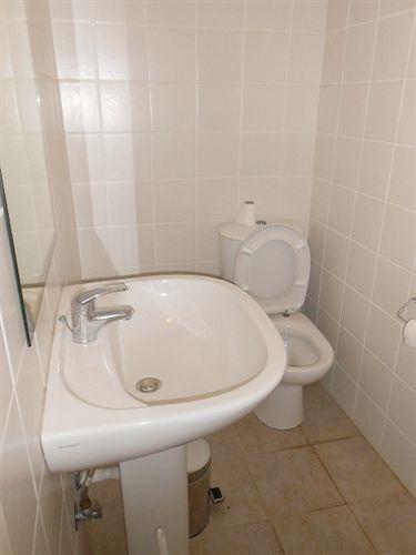 Aparthotel Lambrinos 2*