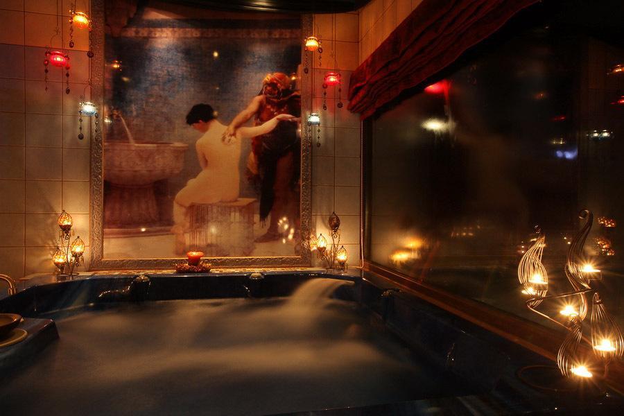 Amadrias Luxury Mansion - Spa Hotel