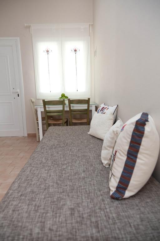 Raisakis Apartment Agia Marina (Crete)
