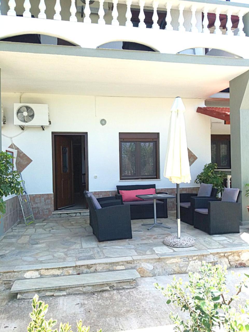 Pelagos Beachfront Apartment