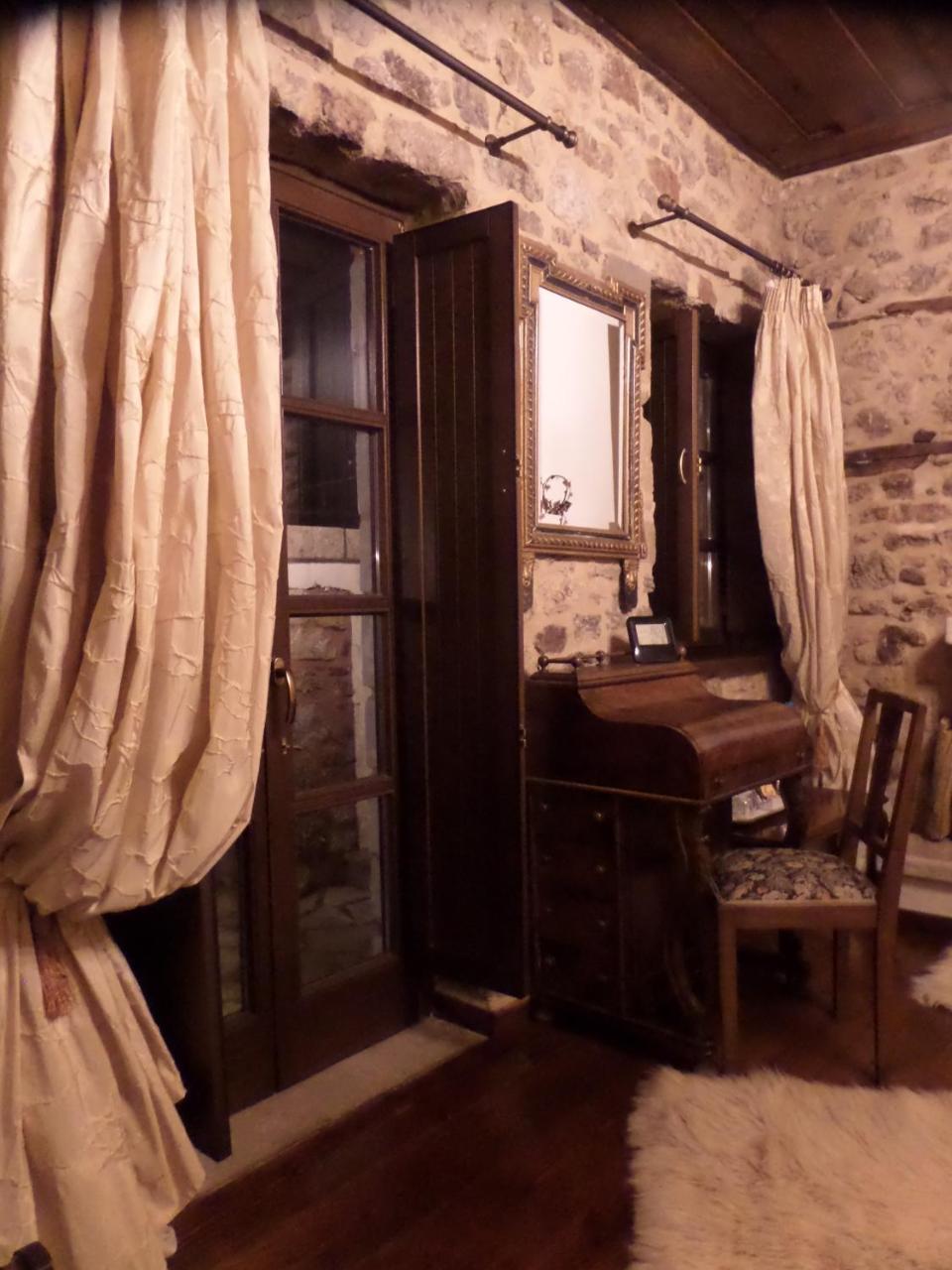 Proselinos Guest house 4*