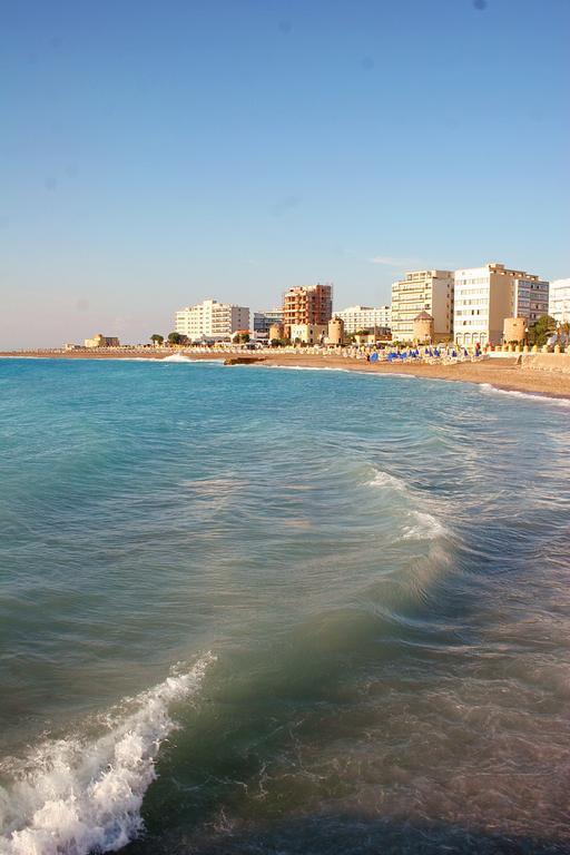 Venus 2* Rhodes City