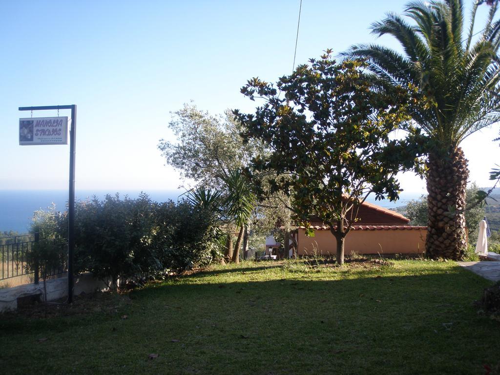 Manolia * Trapezaki (Kefalonia)