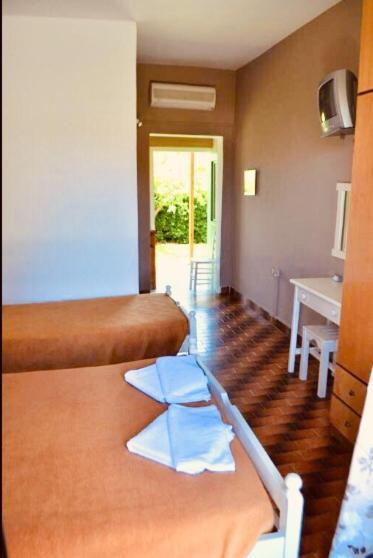 Family Studios Aparthotel *