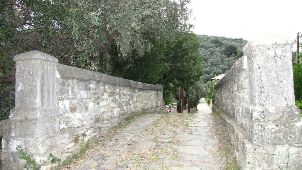 Razi Country house