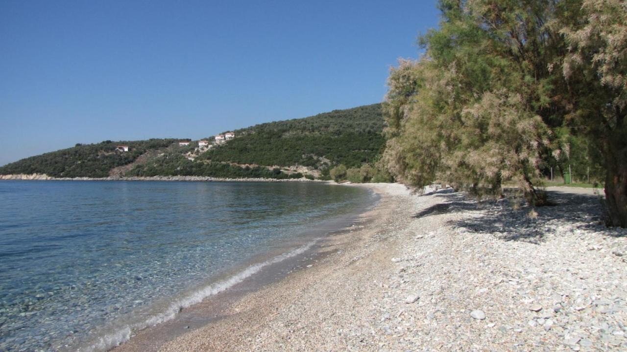 Country house Razi Lefokastro