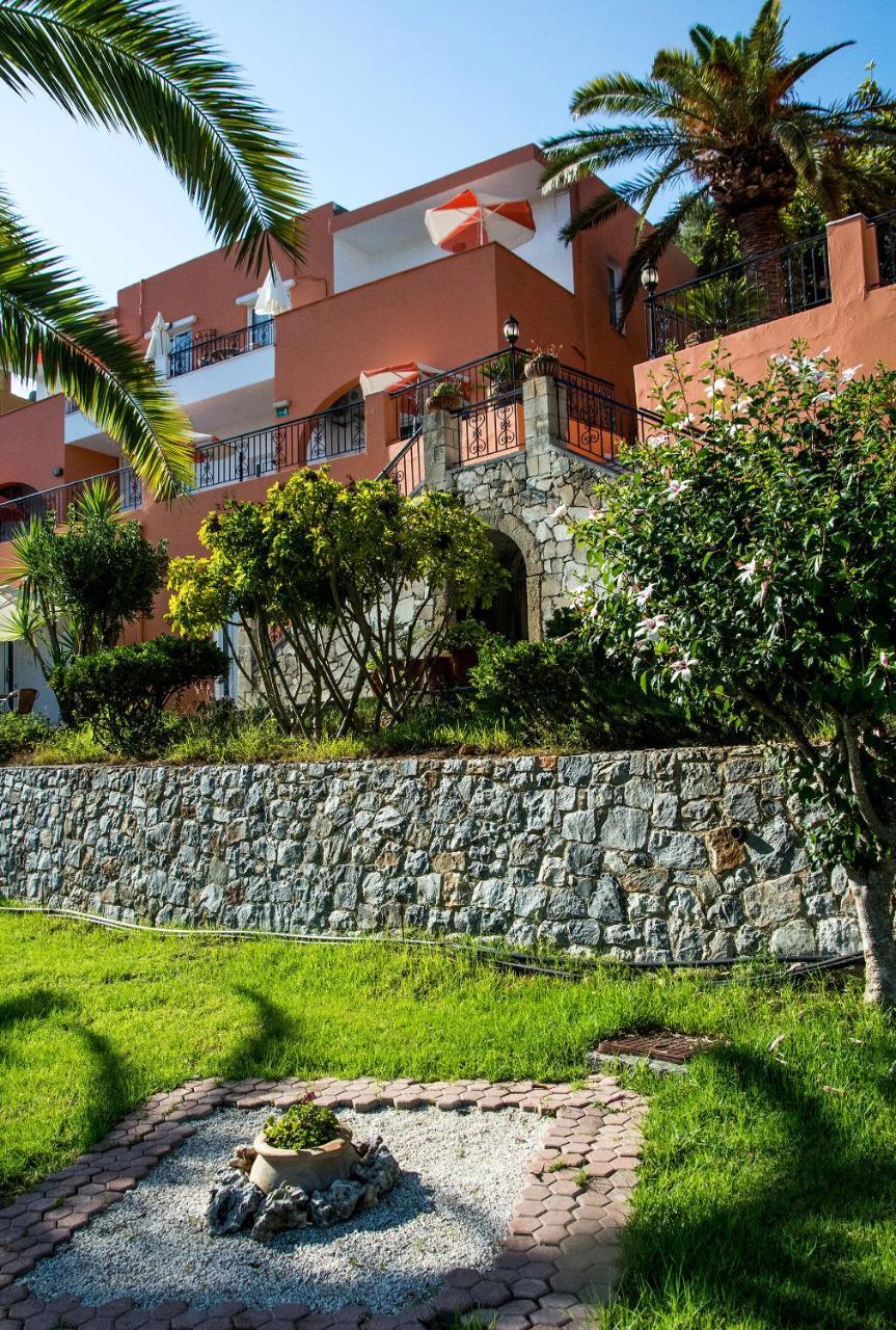 Alkion Aparthotel