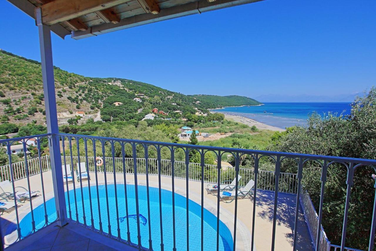 Oneiro Villa *