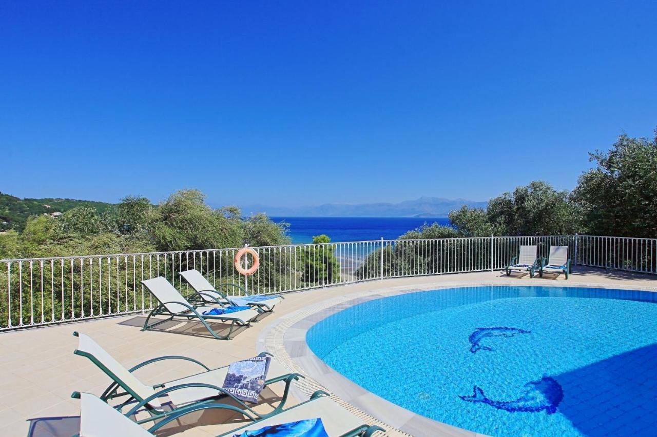 Oneiro Villa *