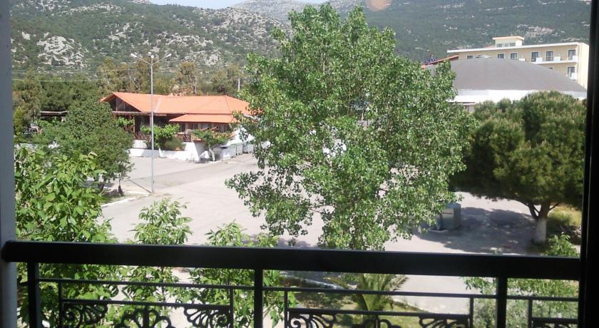 Acharnis Kavallari Hotel 2*