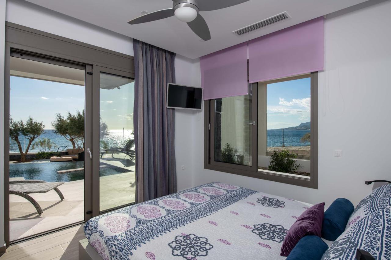 Moonlight Seafront Apartment Koutsouras