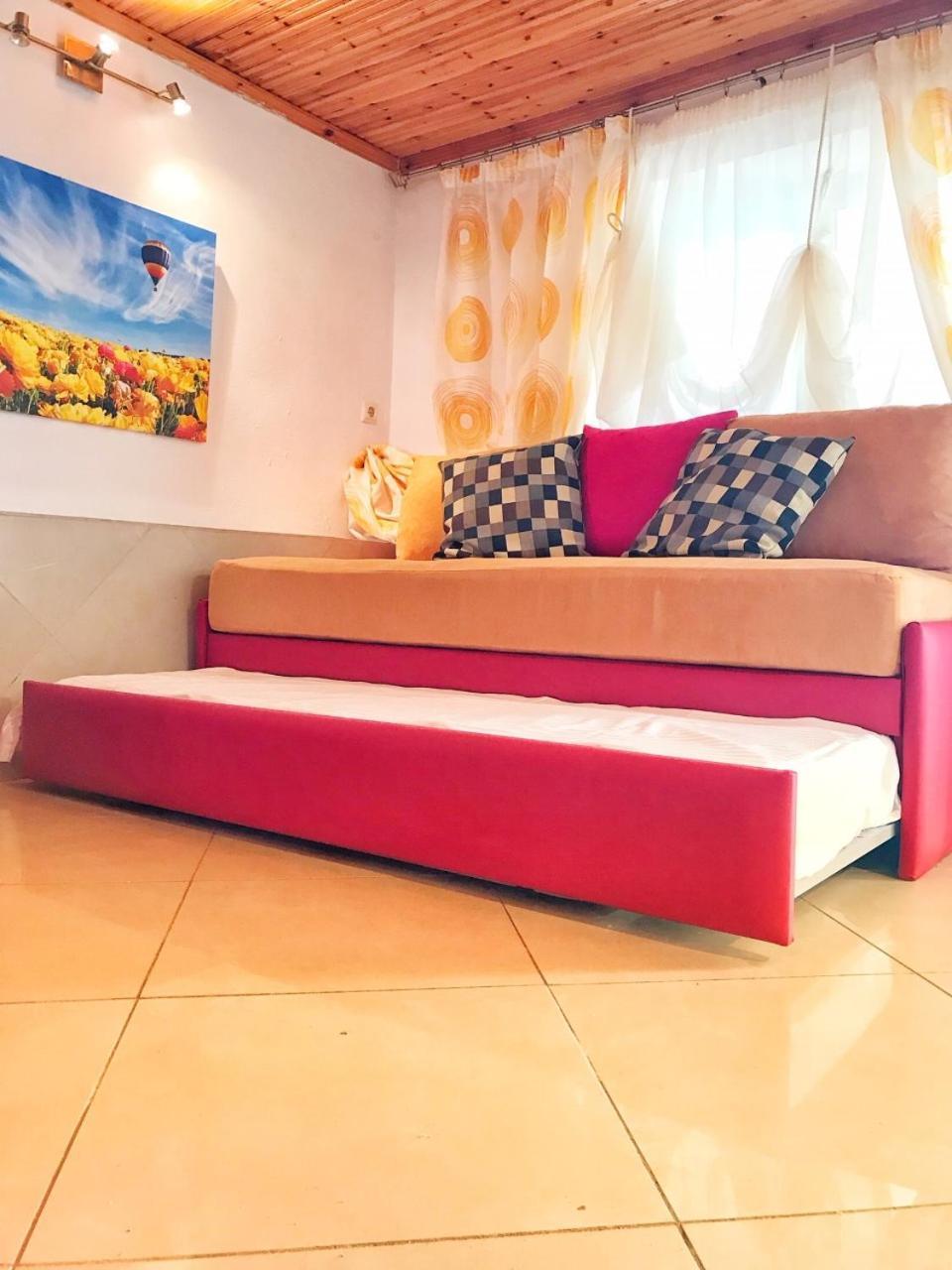 Apartment Elpis 2 *