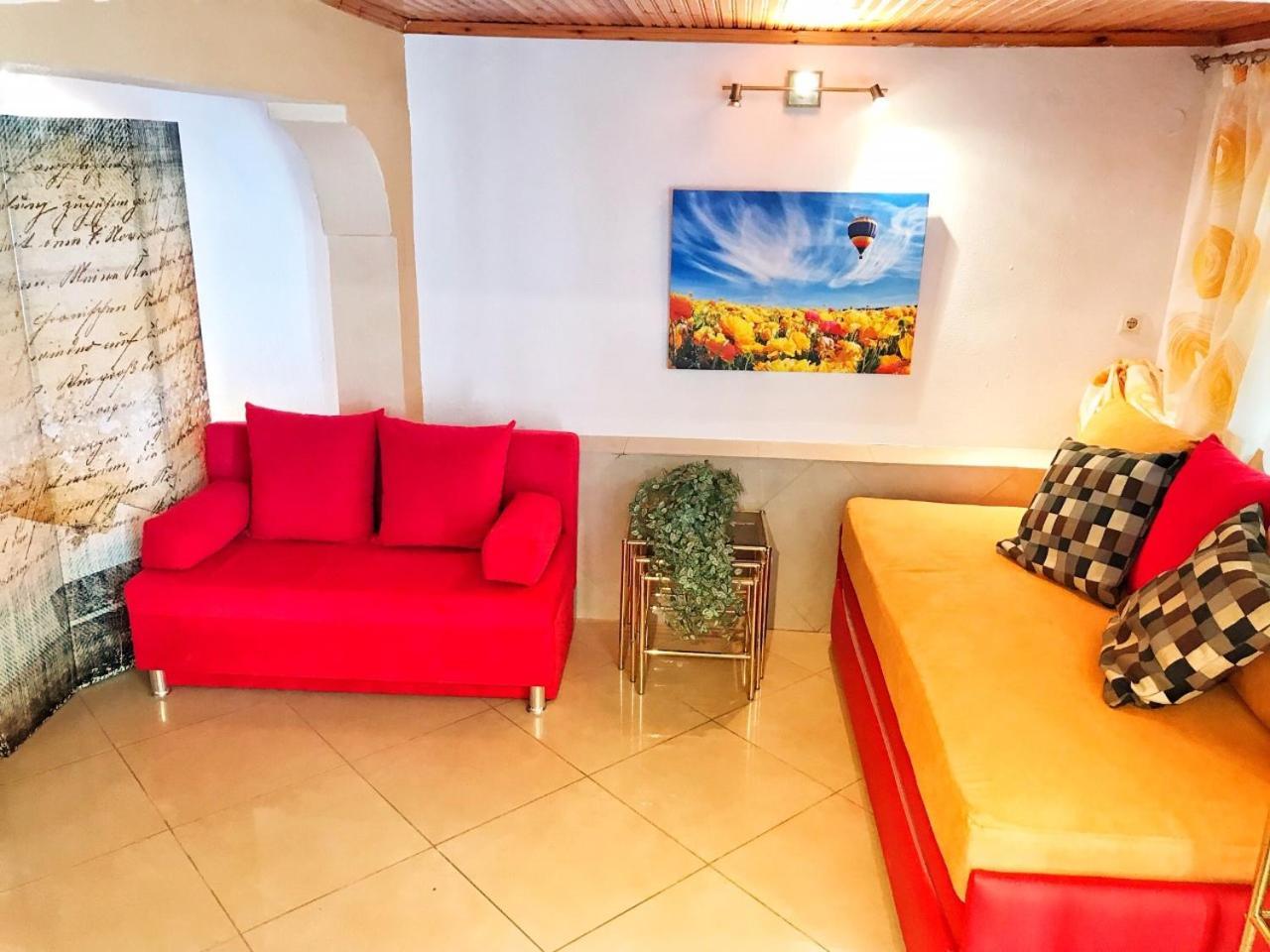 Elpis 2 Apartment *
