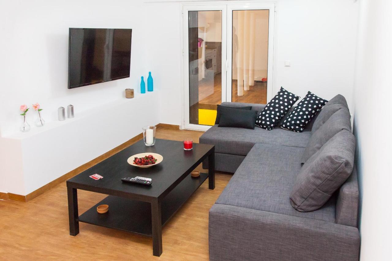 Glyfada Square Modern And Cozy Apartment