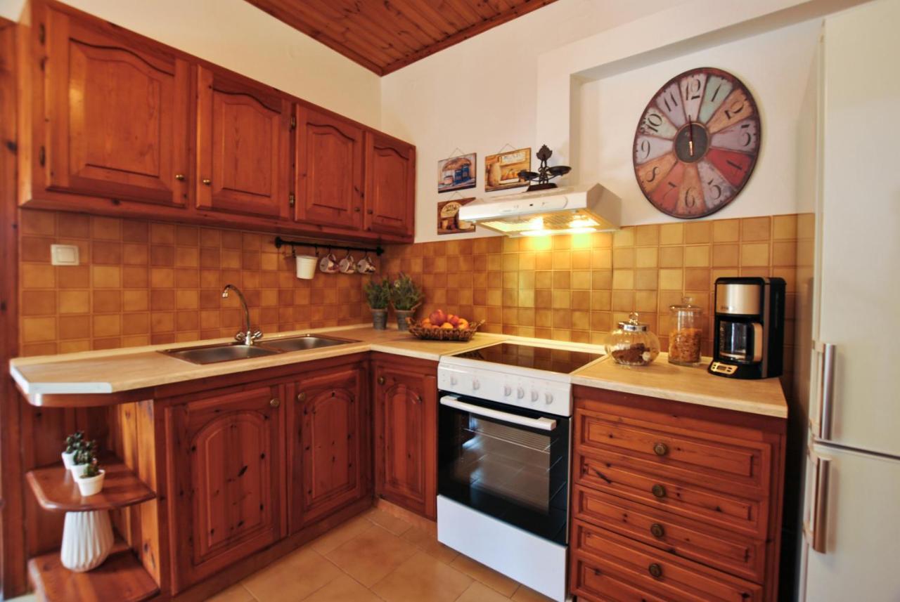 La Nonna Efrosini Apartment *