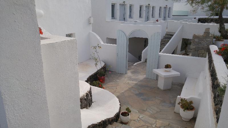 Atlantida Aparthotel