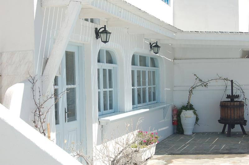 Atlantida Aparthotel