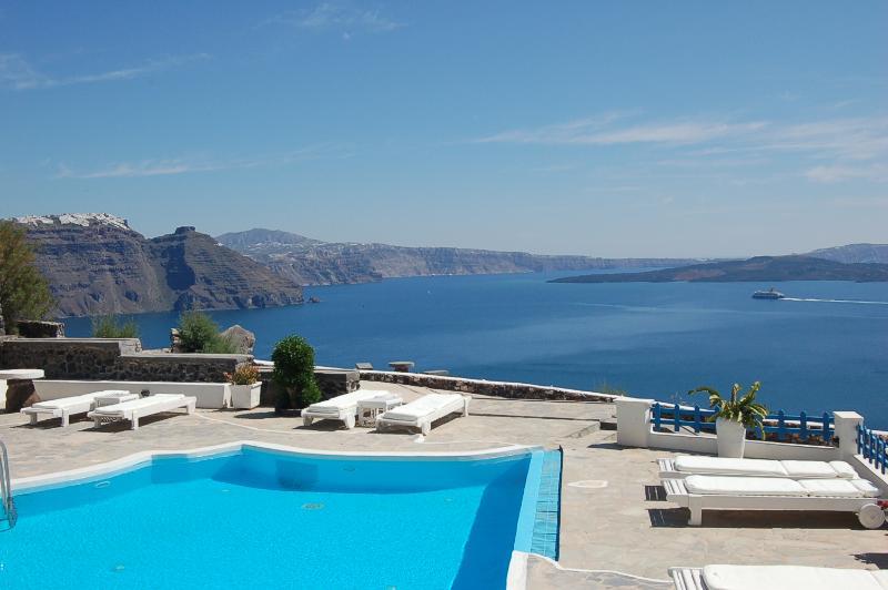 Atlantida Foinikia (Santorini)